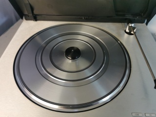 BEOGRAM 5000 TURNTABLE